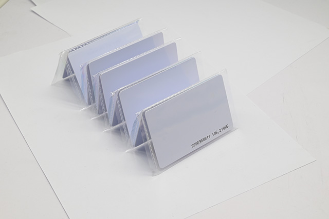 【解答】为什么IC卡要做初始化事情，，，，而ID卡不必