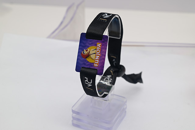 一卡通用IC卡照旧ID卡好？？？？